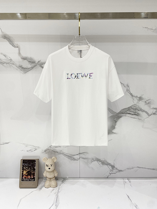 ロエベスーパーコピー LOEWE 胸にブランドのレインボーレターロゴが刺繍された半袖Tシャツ