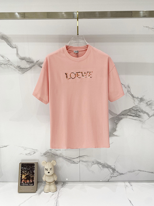 ロエベスーパーコピー LOEWE 胸にブランドのレインボーレターロゴが刺繍された半袖Tシャツ