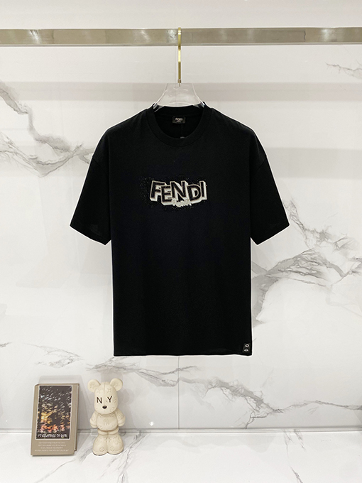 フェンディ FENDI 刺繍文字ロゴラインストーン付き半袖Tシャツ