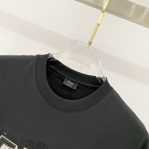 フェンディ FENDI 刺繍文字ロゴラインストーン付き半袖Tシャツ
