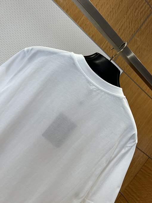 ルイヴィトンブランドコピー LOUIS VUITTON アイリスの花のロゴプリント入りクルーネック半袖Tシャツ