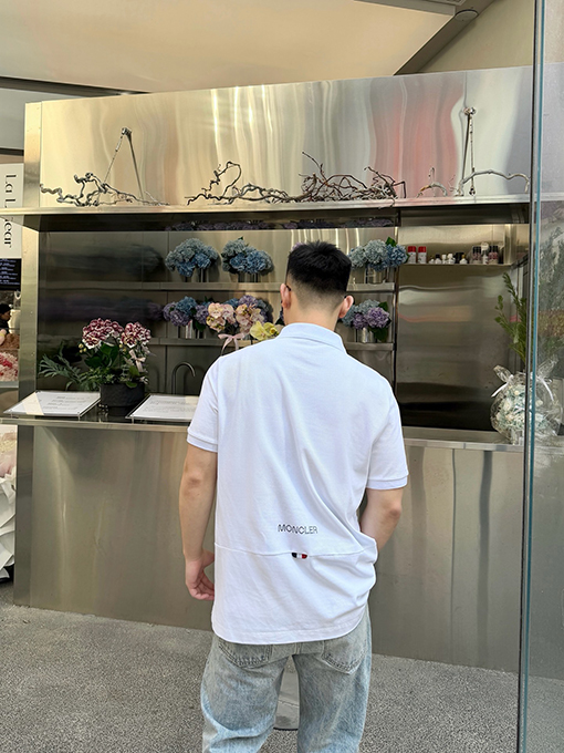 モンクレール Moncler バッジプリント入り半袖ポロシャツ