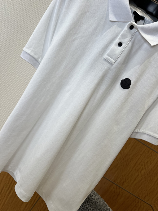 モンクレール Moncler バッジプリント入り半袖ポロシャツ