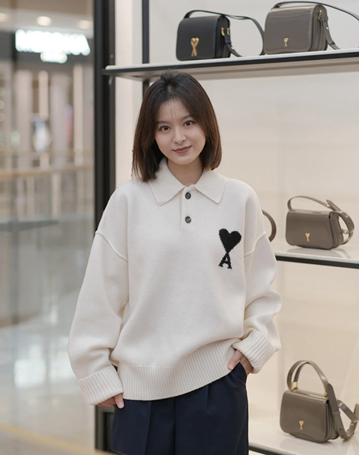 アミスーパーコピー ハート型のAマークが入ったカラーブロックニットポロセーター