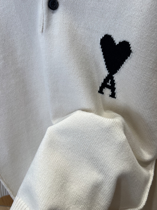アミスーパーコピー ハート型のAマークが入ったカラーブロックニットポロセーター