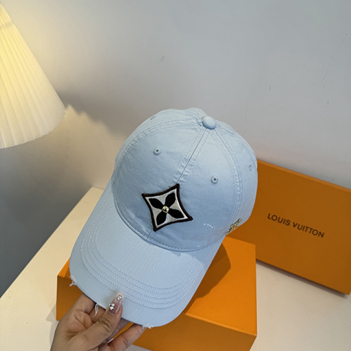 ルイヴィトン クラシックなダメージのウォッシュドコットンベースボールキャップ