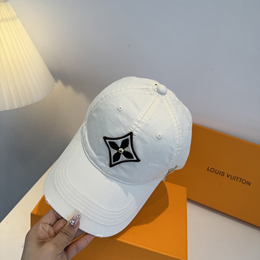 ルイヴィトン クラシックなダメージのウォッシュドコットンベースボールキャップ