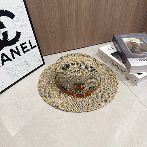 シャネルブランドスーパーコピー 革のストローカットアウト付き麦わら帽子