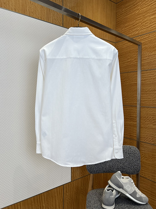 アミスーパーコピー 新モデルハートの刺繍入りボタンダウンカラー長袖シャツ