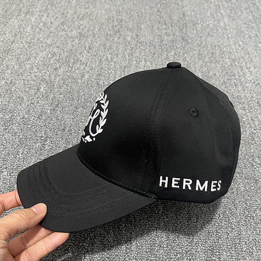 エルメススーパーコピー HERMES 限定刺繍りベースボールキャップ