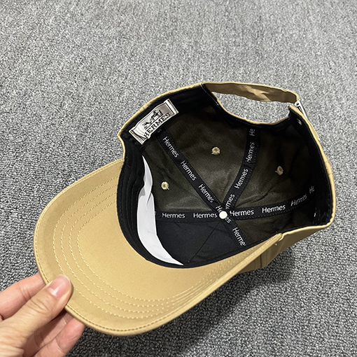 エルメススーパーコピー HERMES 限定刺繍りベースボールキャップ