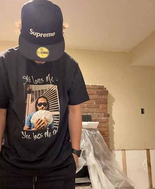 シュプリームブランドコピー Supreme MAX B TEE ヒップホップアーティストのキャラクタープリント入り半袖Tシャツ