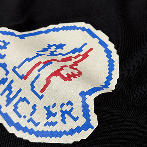 モンクレール Moncler 胸にロゴが入った半袖Tシャツ