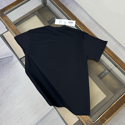 モンクレール Moncler 胸にロゴが入った半袖Tシャツ