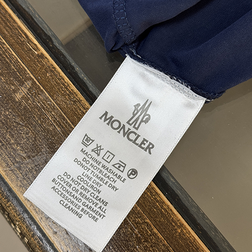 モンクレール Moncler 新作プリントロゴ入り半袖Tシャツ