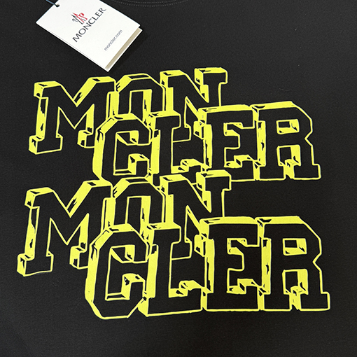 モンクレールスーパーコピー Moncler 新作ファッションプリントロゴ入り半袖Tシャツ