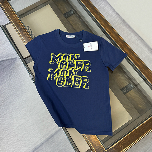 モンクレールスーパーコピー Moncler 新作ファッションプリントロゴ入り半袖Tシャツ