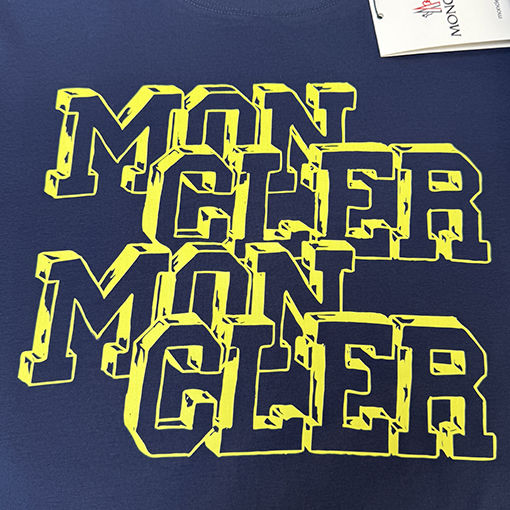 モンクレールスーパーコピー Moncler 新作ファッションプリントロゴ入り半袖Tシャツ