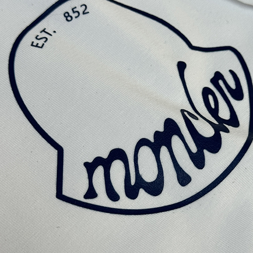 モンクレール Moncler 新作クラシックプリントロゴ入り半袖Tシャツ