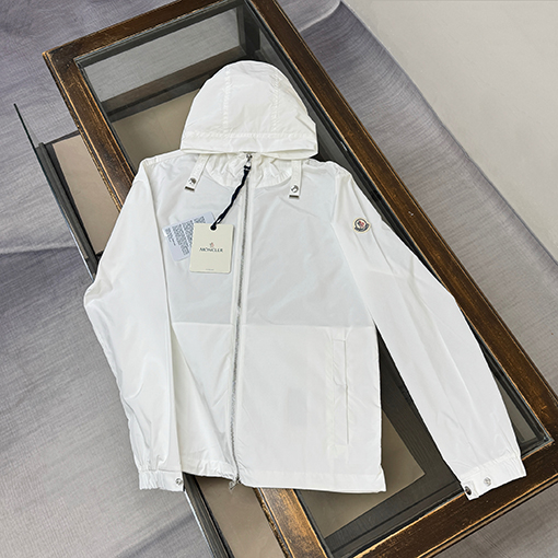 モンクレール Remoray 最新のフード付きトレンチコート