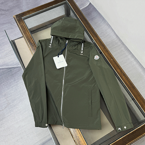 モンクレール Remoray 最新のフード付きトレンチコート