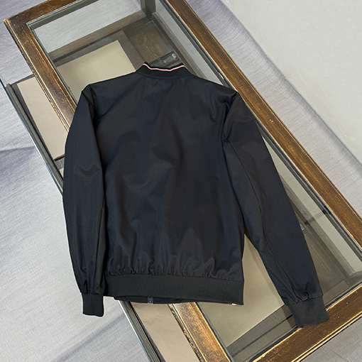 モンクレールブランドコピー Moncler 新モデル両面リバーシブルのカジュアルなベースボールジャケット