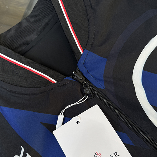 モンクレールブランドコピー Moncler 新モデル両面リバーシブルのカジュアルなベースボールジャケット