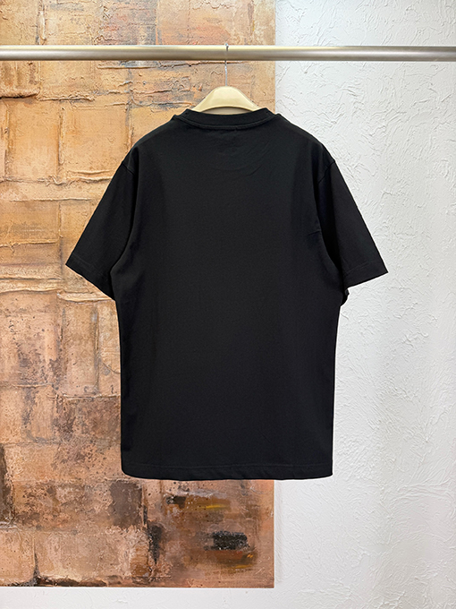 バーバリーブランドコピー BURBERRY ツートンカラーのグラデーションプリント半袖Tシャツ