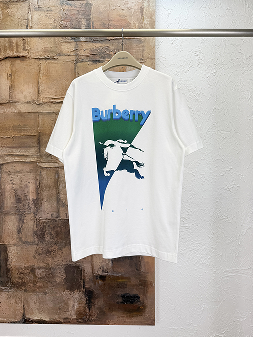 バーバリーブランドコピー BURBERRY ツートンカラーのグラデーションプリント半袖Tシャツ