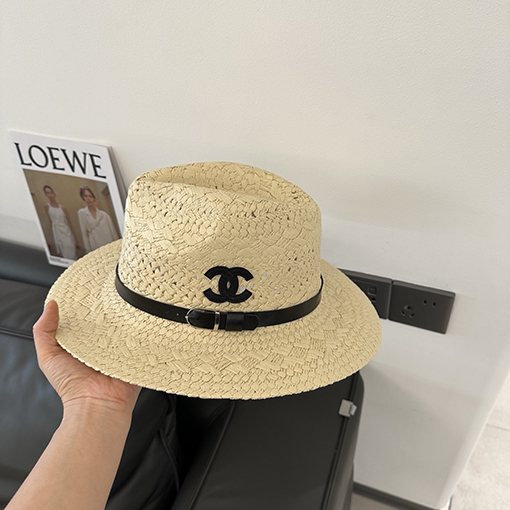 シャネル 夏の麦わら透かし編みパナマ帽