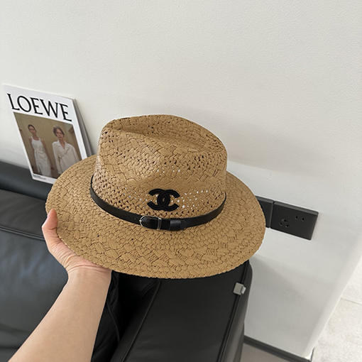 シャネル 夏の麦わら透かし編みパナマ帽