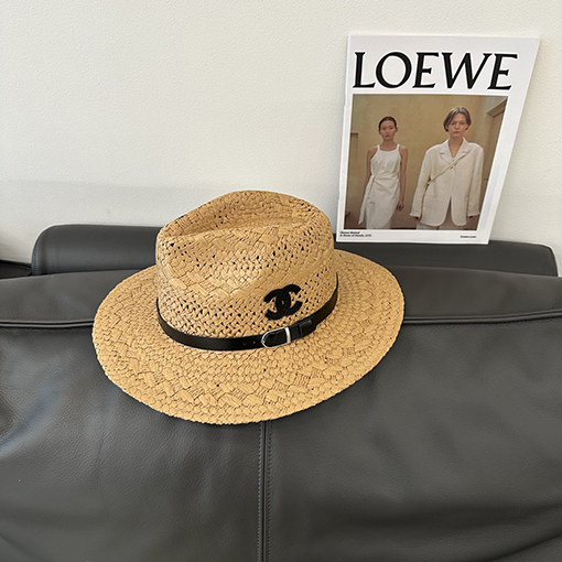 シャネル 夏の麦わら透かし編みパナマ帽
