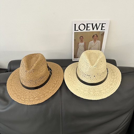 シャネル 夏の麦わら透かし編みパナマ帽