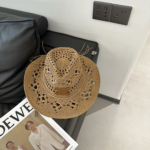 セリーヌコピー 新モデル夏の麦わら透かし編みパナマ帽