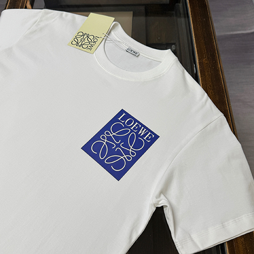 ロエベスーパーコピー LOEWE ロゴプリント柄の半袖Tシャツ