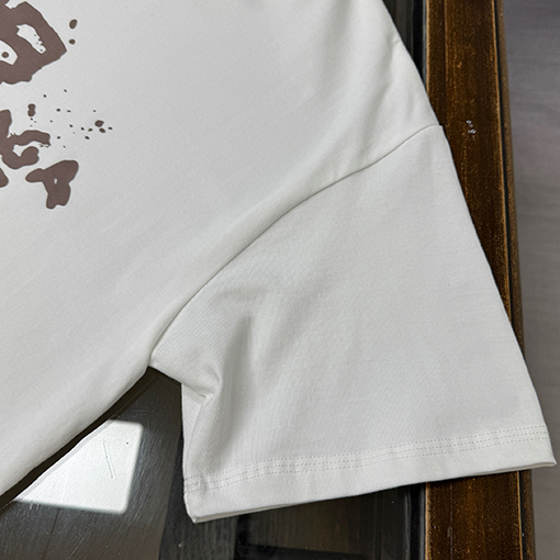 バレンシアガ BALENCIAGA 新作プリントロゴ柄半袖Tシャツ