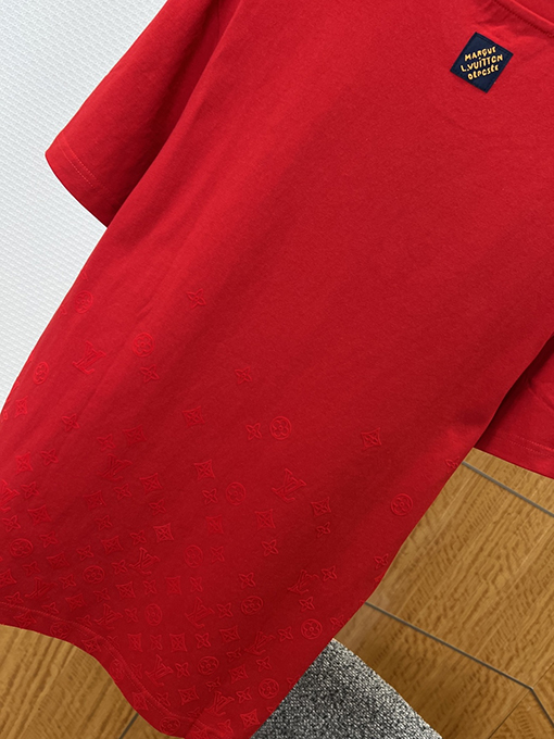 ルイヴィトン グラデーションエンボスクルーネック半袖Tシャツ
