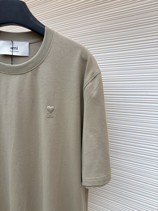 アミブランドコピー クラシックなエンボスのADCシルエット無地半袖Tシャツ