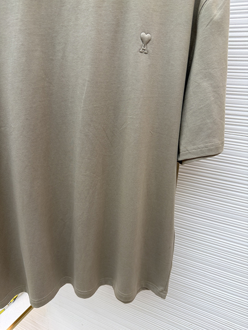アミブランドコピー クラシックなエンボスのADCシルエット無地半袖Tシャツ