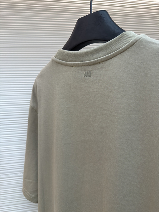 アミブランドコピー クラシックなエンボスのADCシルエット無地半袖Tシャツ