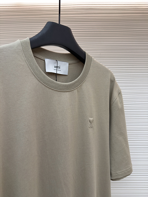 アミブランドコピー クラシックなエンボスのADCシルエット無地半袖Tシャツ