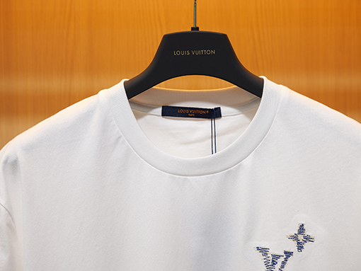 ルイヴィトンスーパーコピー Monogram Sashiko 刺繍入りオーガニックコットン半袖Tシャツ