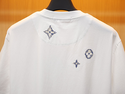 ルイヴィトンスーパーコピー Monogram Sashiko 刺繍入りオーガニックコットン半袖Tシャツ
