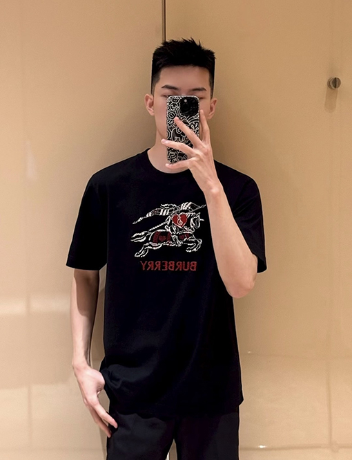 バーバリー偽物 BURBERRY 七夕戦馬刺繍入り半袖Tシャツ