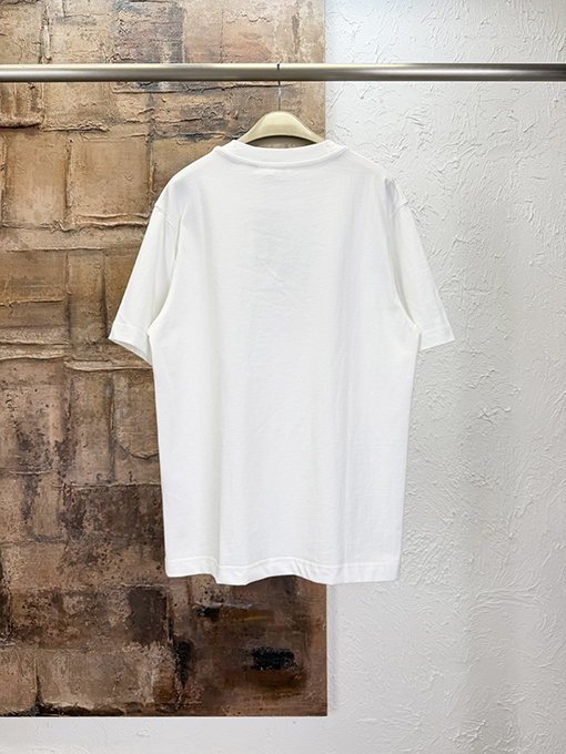 バーバリー偽物 BURBERRY 七夕戦馬刺繍入り半袖Tシャツ