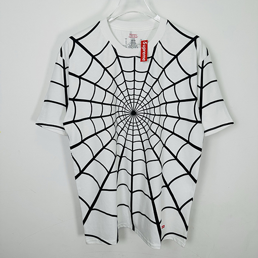 シュプリーム半袖Tシャツスーパーコピー スパイダーマンとのコラボレーションプリント入り半袖Tシャツ