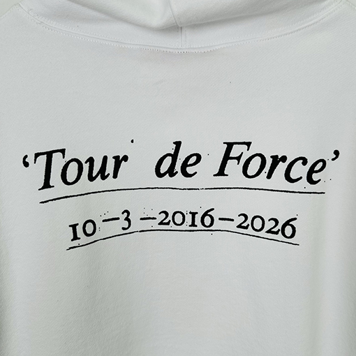 シュプリーム SUPREME パリ店10周年記念限定ボックスロゴパーカー