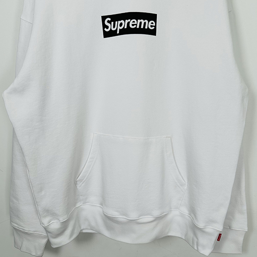 シュプリーム SUPREME パリ店10周年記念限定ボックスロゴパーカー