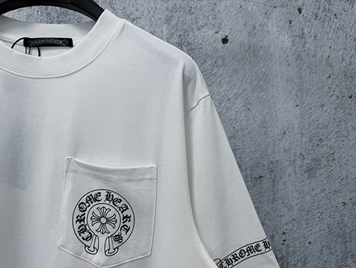 クロムハーツ プリント入りクルーネック半袖Tシャツ