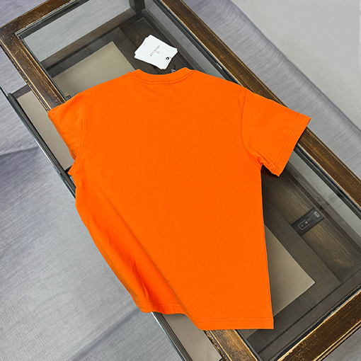 モンクレール 刺繍ロゴ入り半袖Tシャツ
